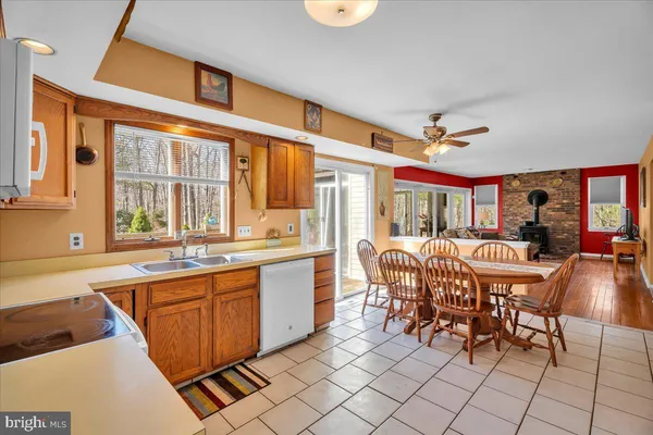 $597,700 | 727 7th Street, Hammonton, NJ 08037