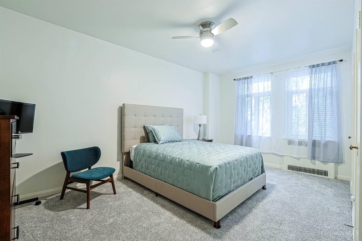 2376 Madison Road, Unit 37 Cincinnati, OH 45208 - Photo 12 of 26 Gallery Image 12