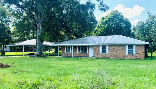 $94,500 | 316 Spring Bayou Road, Marksville, LA 71351