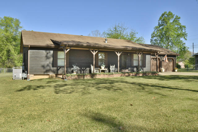 1833 Farris Road Chattanooga, TN 37421 - Photo 3 of 33 2