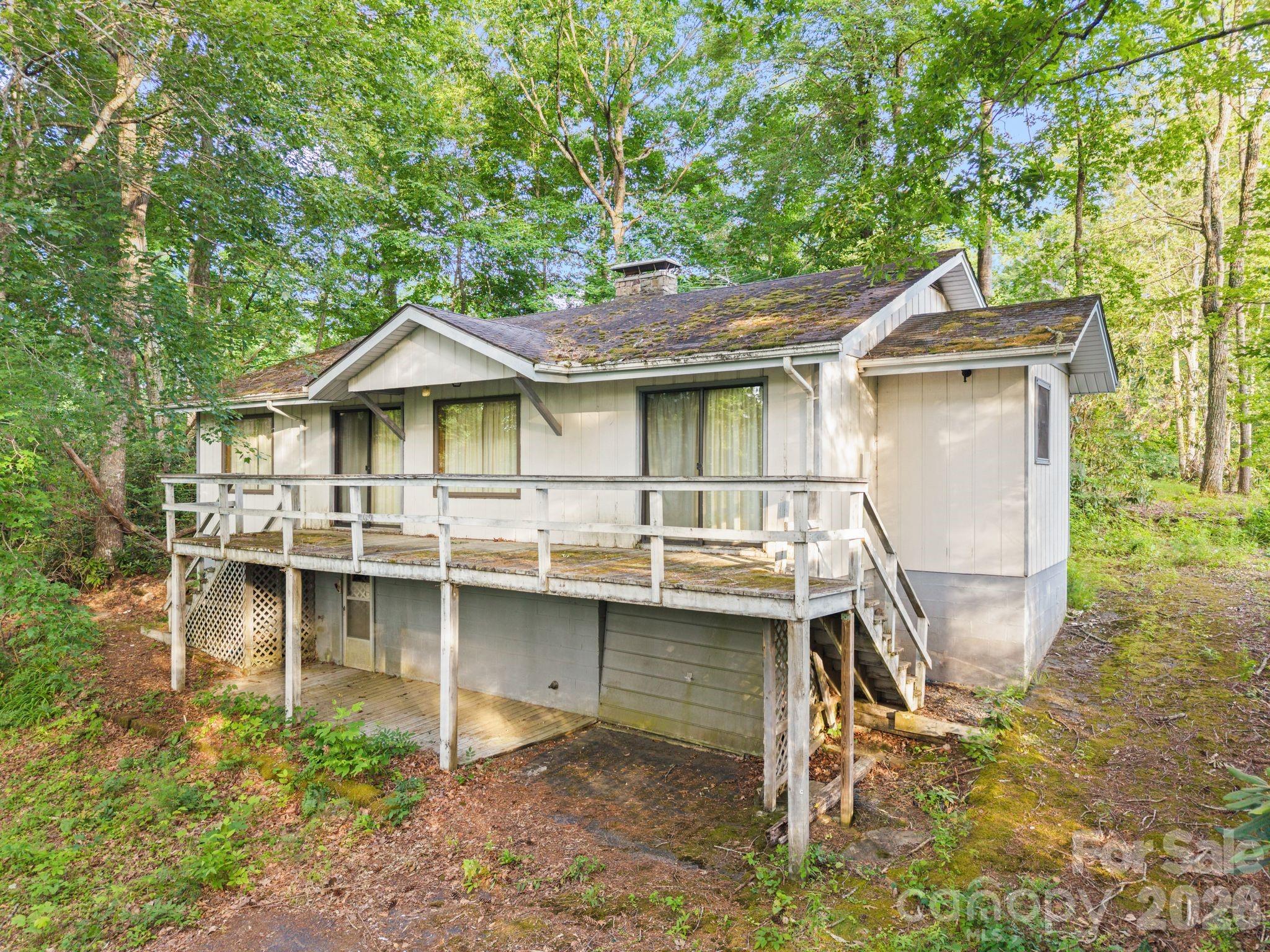 65 Gurney Franklin Road Newland, NC 28657 - Photo 2 of 25