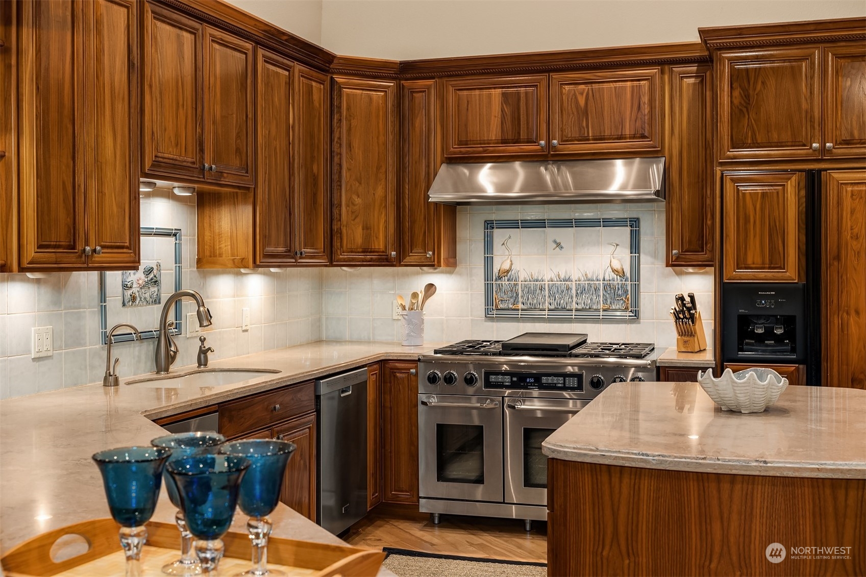 304 Black Point Road Brinnon, WA 98320 - Photo 13 of 40