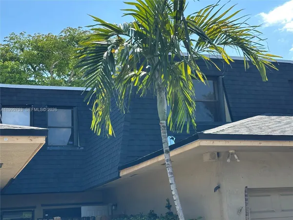 $375,000 | 14261 Southwest 94th Cir Lane, Unit 10520, Miami, FL 33186