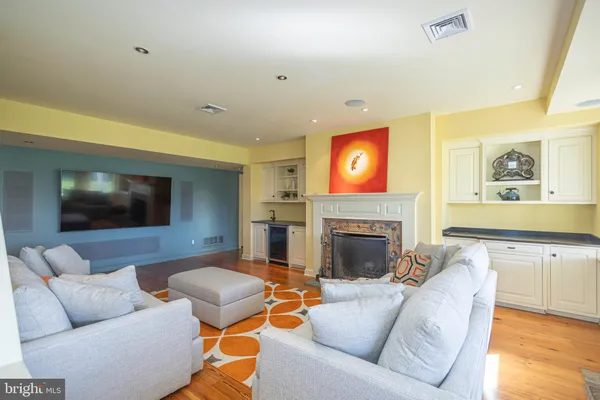 $1,749,500 | 29 Juniper Court, Carversville, PA 18913