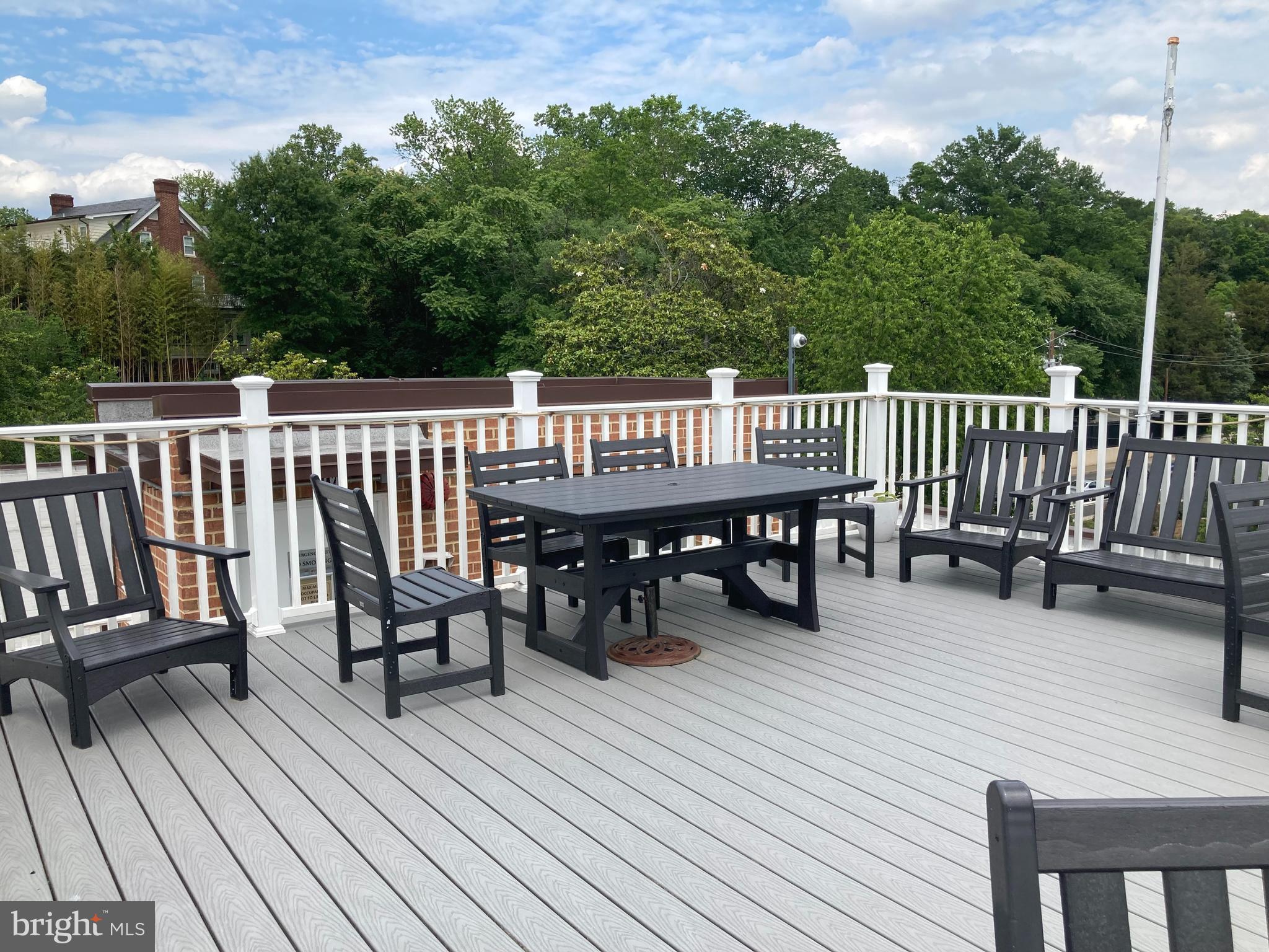 3900 Tunlaw Road Northwest, Unit 419 Washington, DC 20007 - Photo 18 of 19 Resident rooftop deck