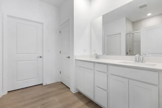 $2,800 | 12245 Barcroft Circle, Huntley, IL 60142