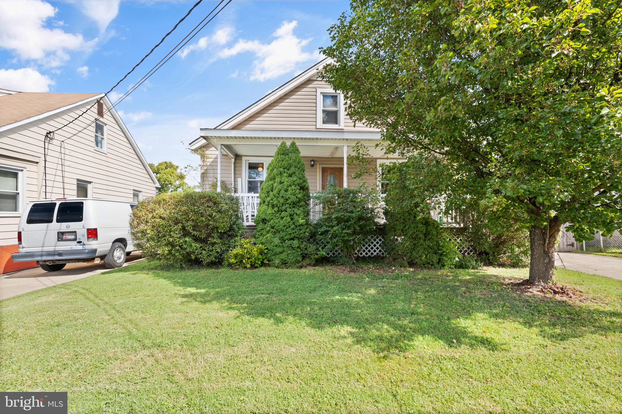 312 Nicholson Road Essex, MD 21221 - Photo 2 of 27