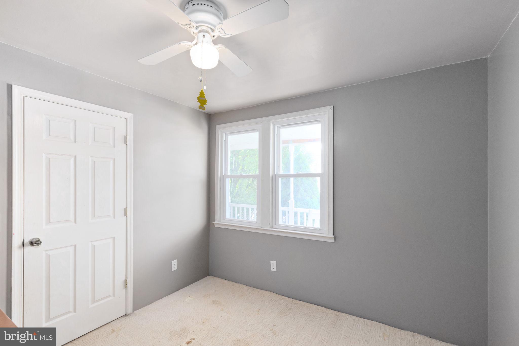 312 Nicholson Road Essex, MD 21221 - Photo 6 of 27
