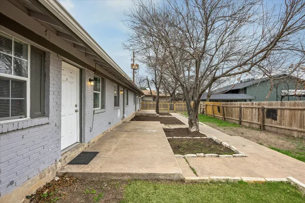 $1,200 | 8212 Sam Rayburn Drive, Unit 4, Austin, TX 78753