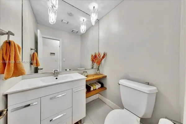 $1,300,000 | 17143 Southwest 79th Place, Palmetto Bay, FL 33157