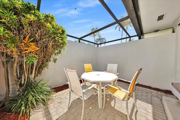 $1,300,000 | 17143 Southwest 79th Place, Palmetto Bay, FL 33157