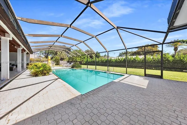 $1,300,000 | 17143 Southwest 79th Place, Palmetto Bay, FL 33157