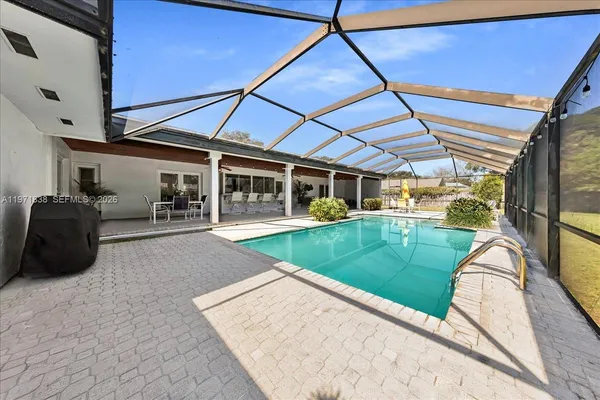 $1,300,000 | 17143 Southwest 79th Place, Palmetto Bay, FL 33157