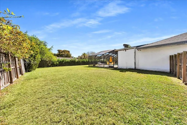 $1,300,000 | 17143 Southwest 79th Place, Palmetto Bay, FL 33157