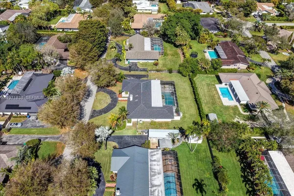 $1,300,000 | 17143 Southwest 79th Place, Palmetto Bay, FL 33157