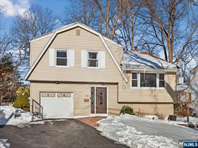 $749,900 | 33 Sherwood Drive, Ramsey, NJ 07446