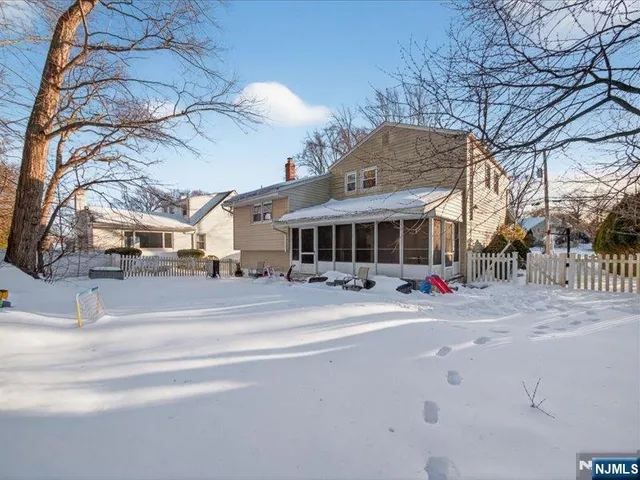 $749,900 | 33 Sherwood Drive, Ramsey, NJ 07446