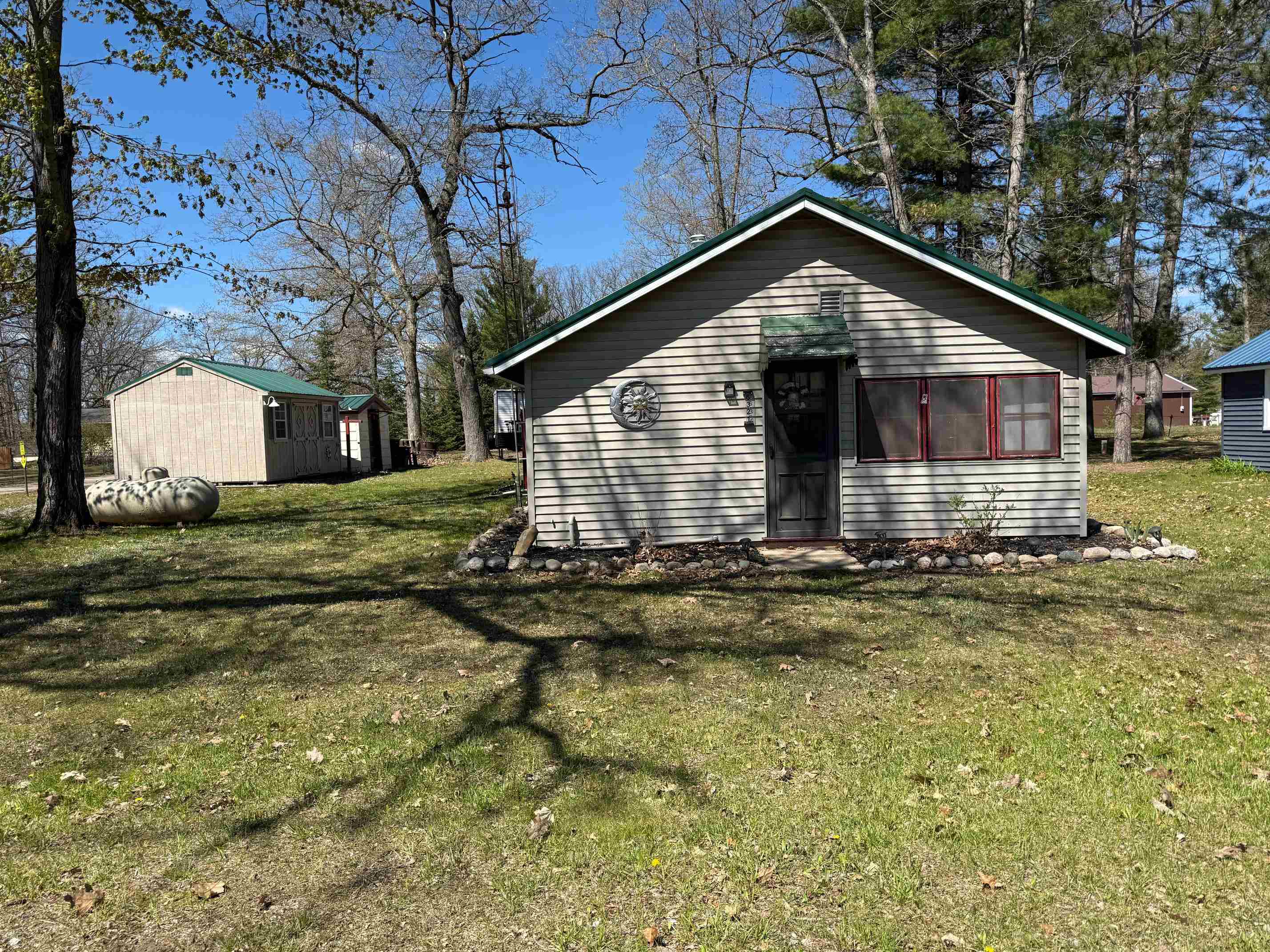 6321 Elk Lake Road Gladwin, MI 48624 - Photo 7 of 47