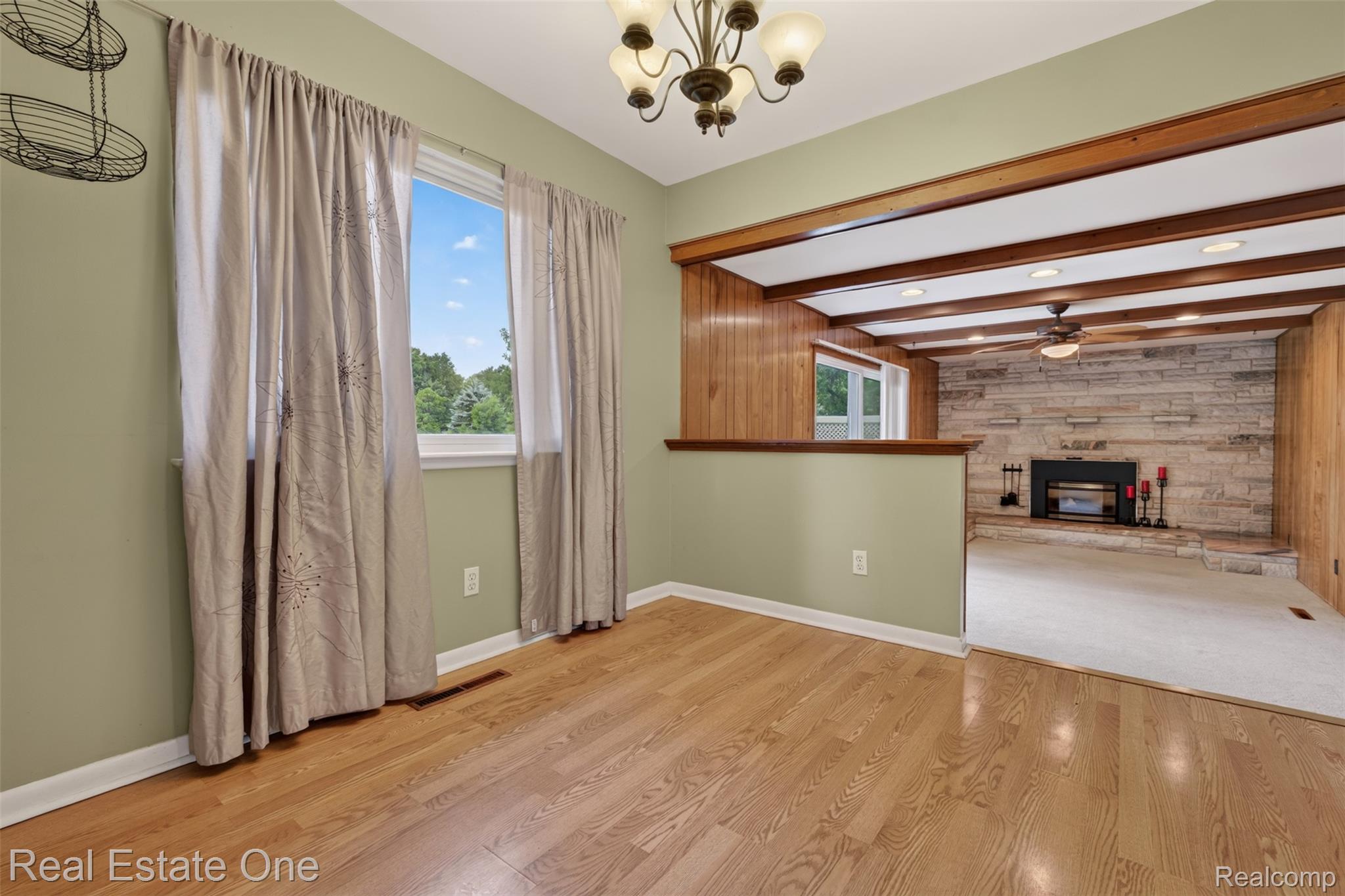 10379 Hegel Road Goodrich, MI 48438 - Photo 12 of 70 13) Breakfast Nook.jpg