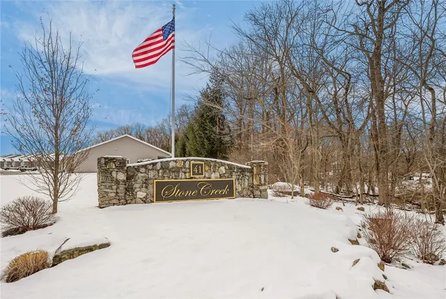 $490,000 | 41 Breakneck Hill Road, Unit 61, Lincoln, RI 02865