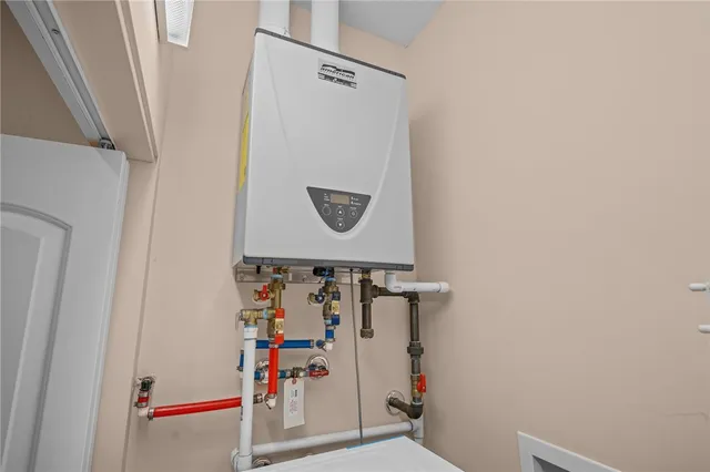 $490,000 | 41 Breakneck Hill Road, Unit 61, Lincoln, RI 02865