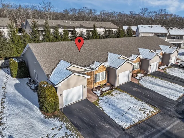 $490,000 | 41 Breakneck Hill Road, Unit 61, Lincoln, RI 02865