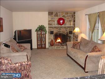 3618 Ridge Road Perkasie, PA 18944 - Photo 3 of 6 Living Room