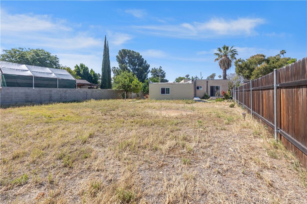 4831 Jurupa Avenue Riverside, CA 92504 - Photo 14 of 16