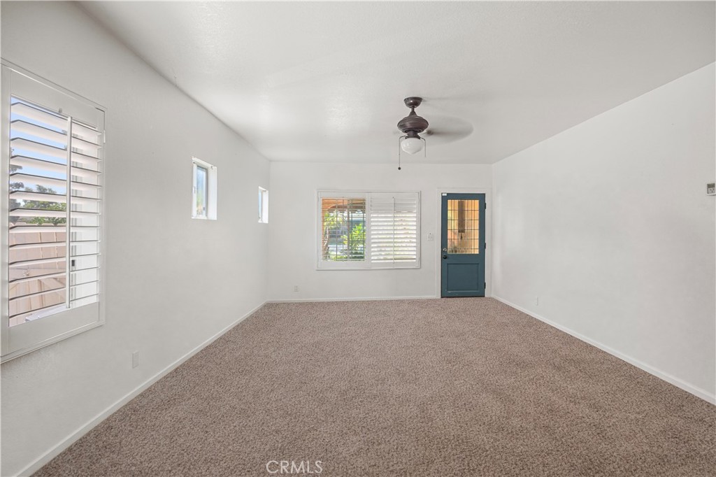 4831 Jurupa Avenue Riverside, CA 92504 - Photo 4 of 16