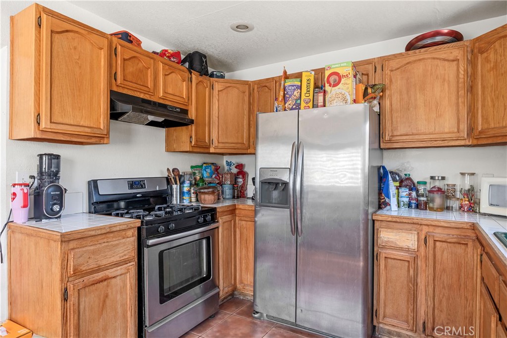 4831 Jurupa Avenue Riverside, CA 92504 - Photo 5 of 16