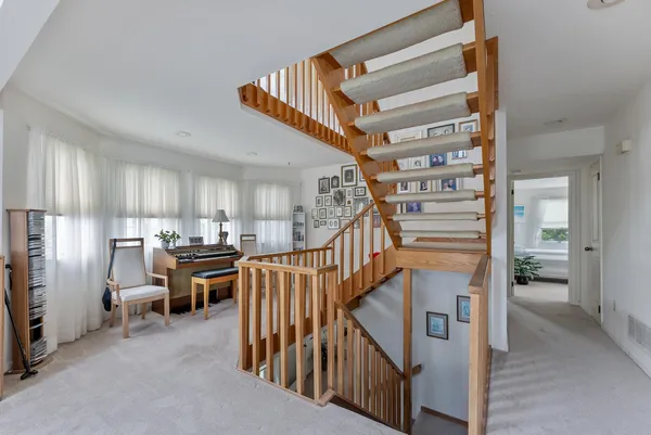 a view of entryway and hall