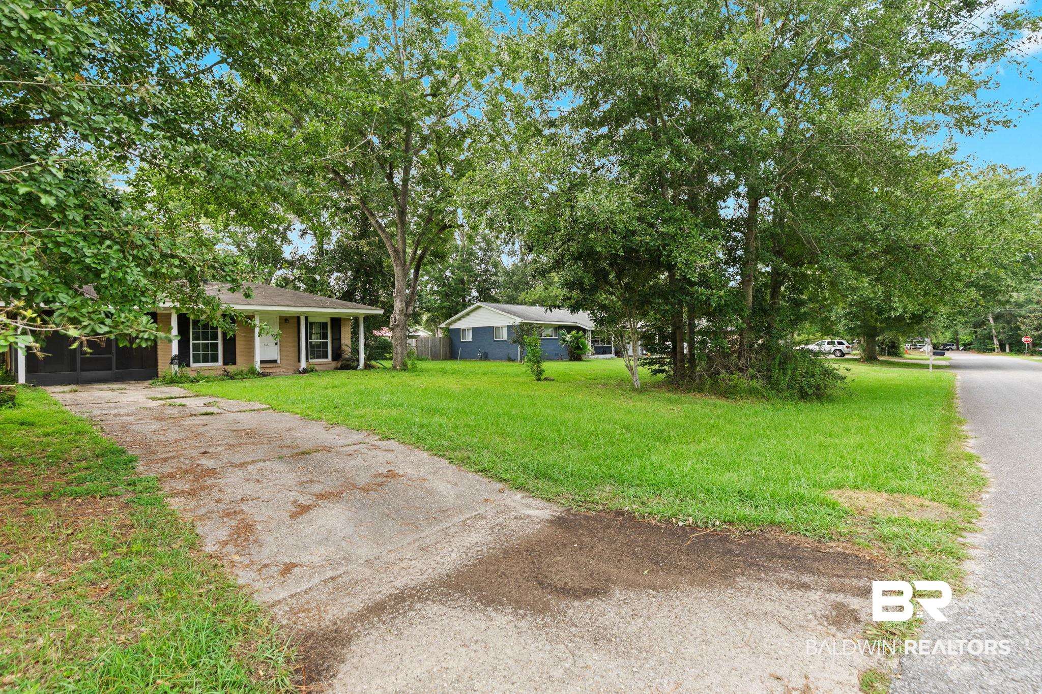 114 South Stuart Street Foley, AL 36535 - Photo 4 of 50