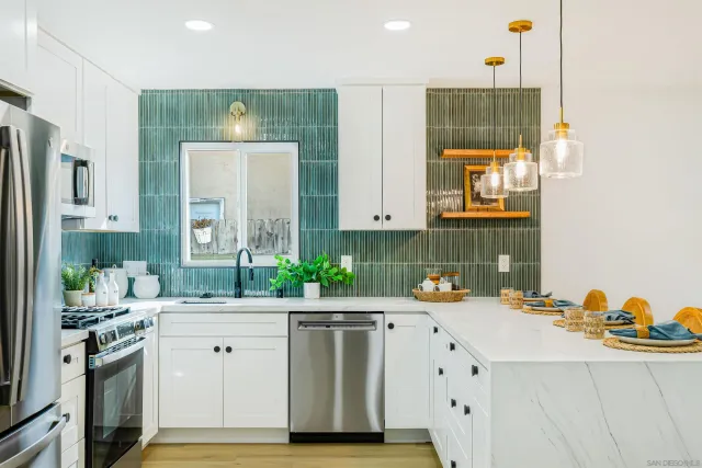 $849,000 | 4820 Siesta Drive, Oceanside, CA 92057