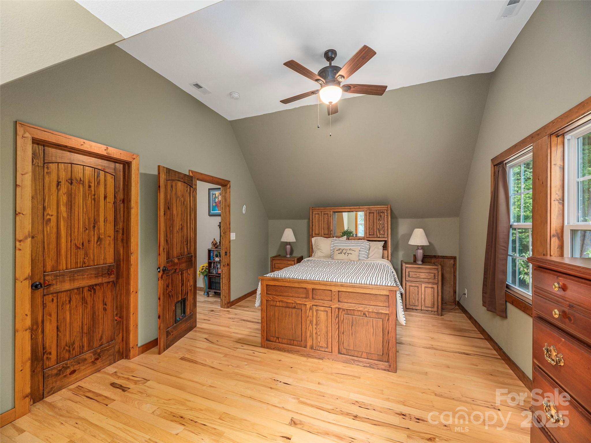 27 Little Roundtop Road Clyde, NC 28721 - Photo 18 of 29