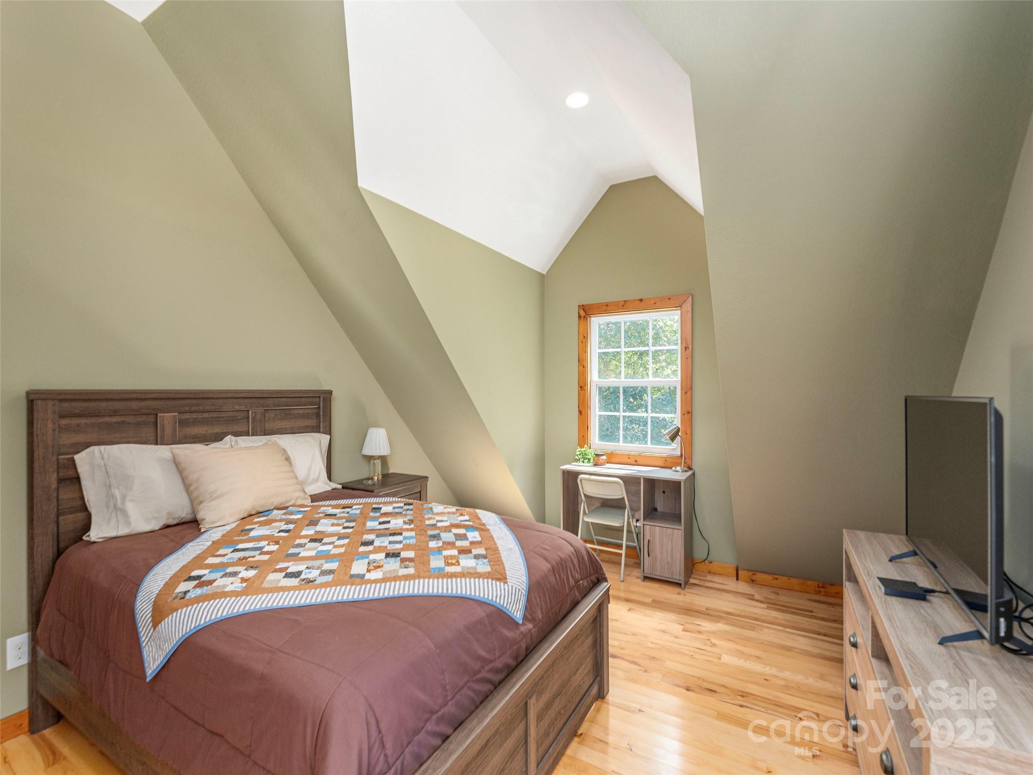 27 Little Roundtop Road Clyde, NC 28721 - Photo 23 of 29