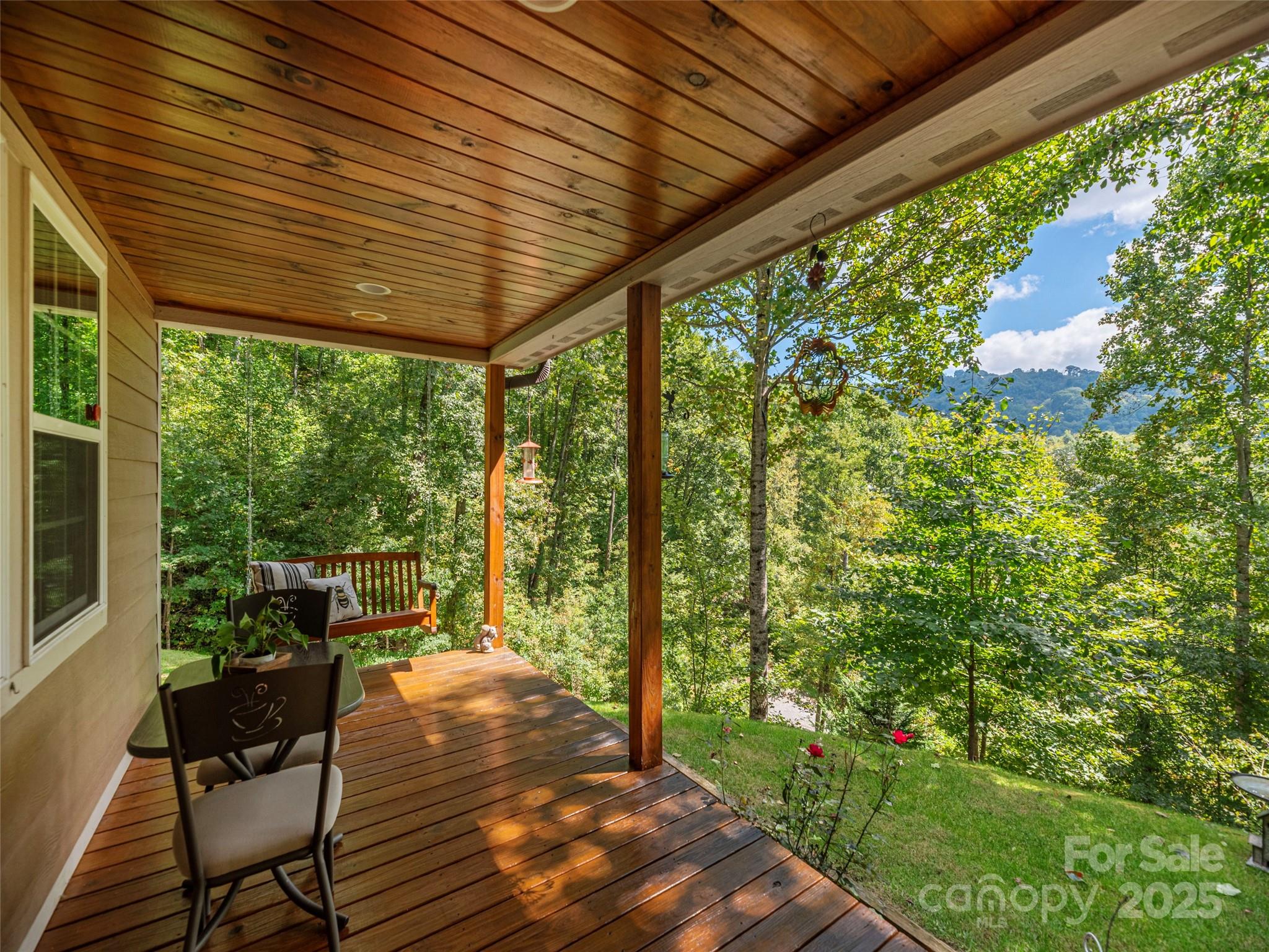 27 Little Roundtop Road Clyde, NC 28721 - Photo 5 of 29