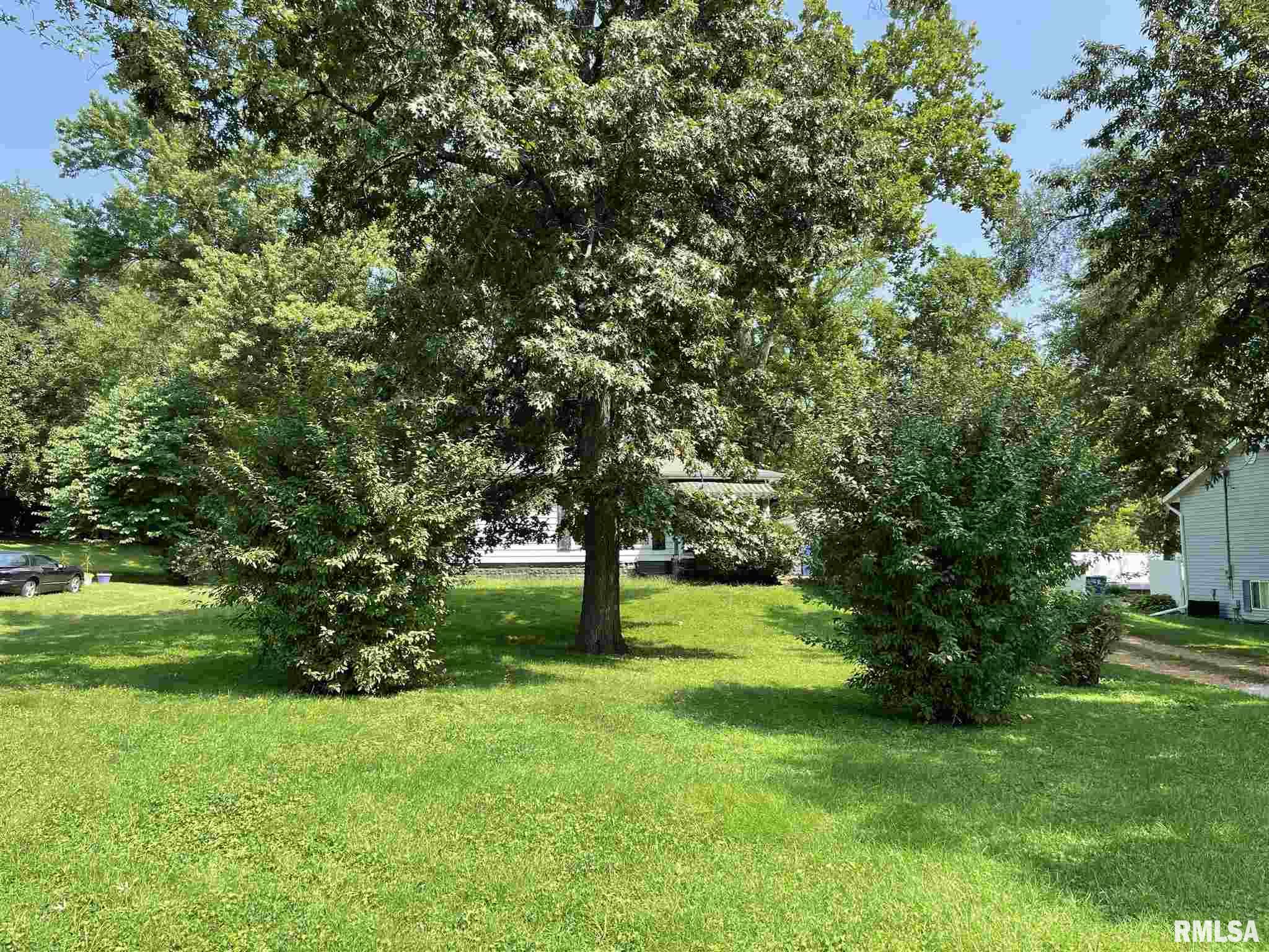 2631 Piper Lane Springfield, IL 62707 - Photo 3 of 6
