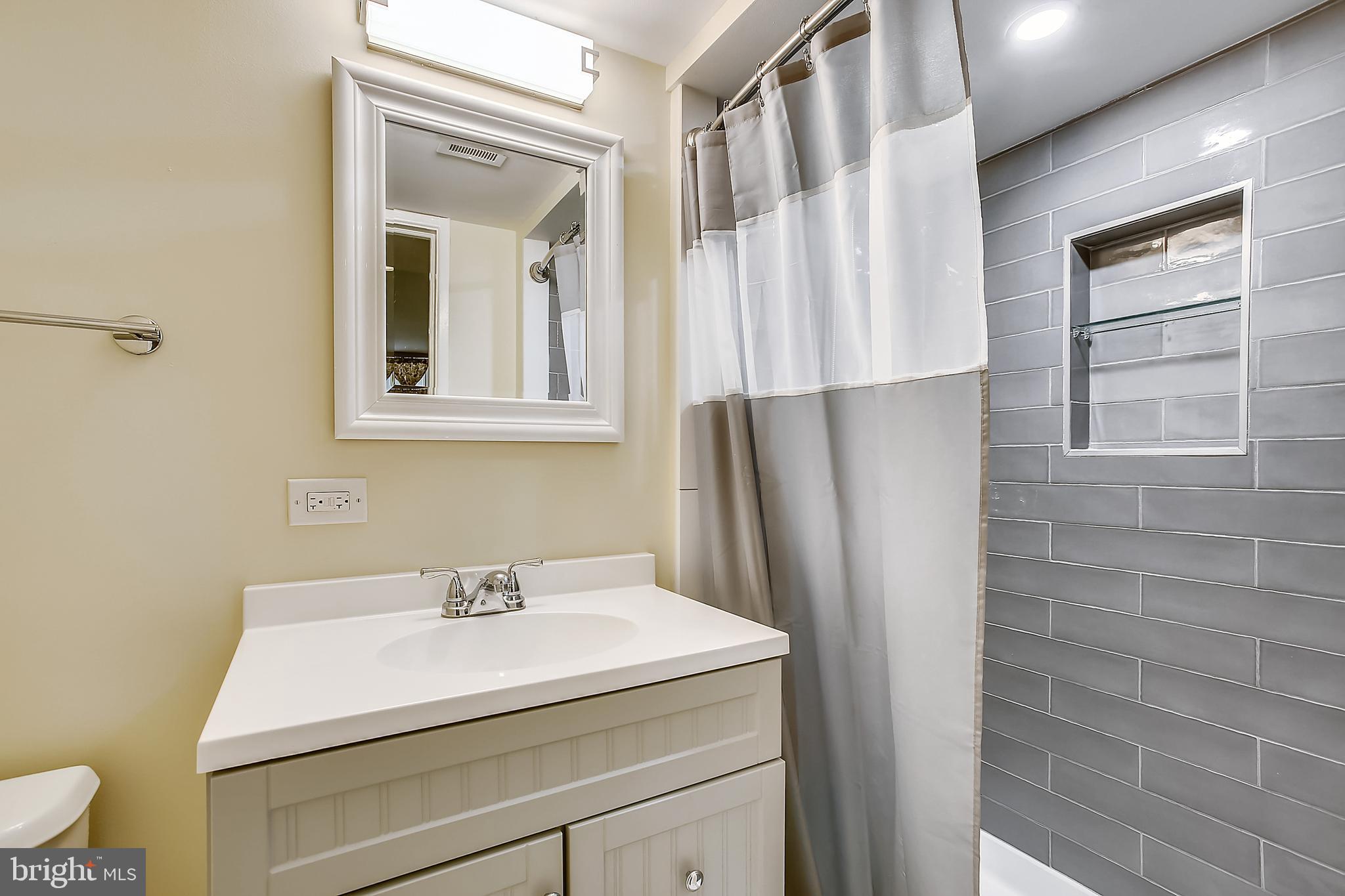 5325 Ringold Place Springfield, VA 22151 - Photo 34 of 44 Lower Level Bath