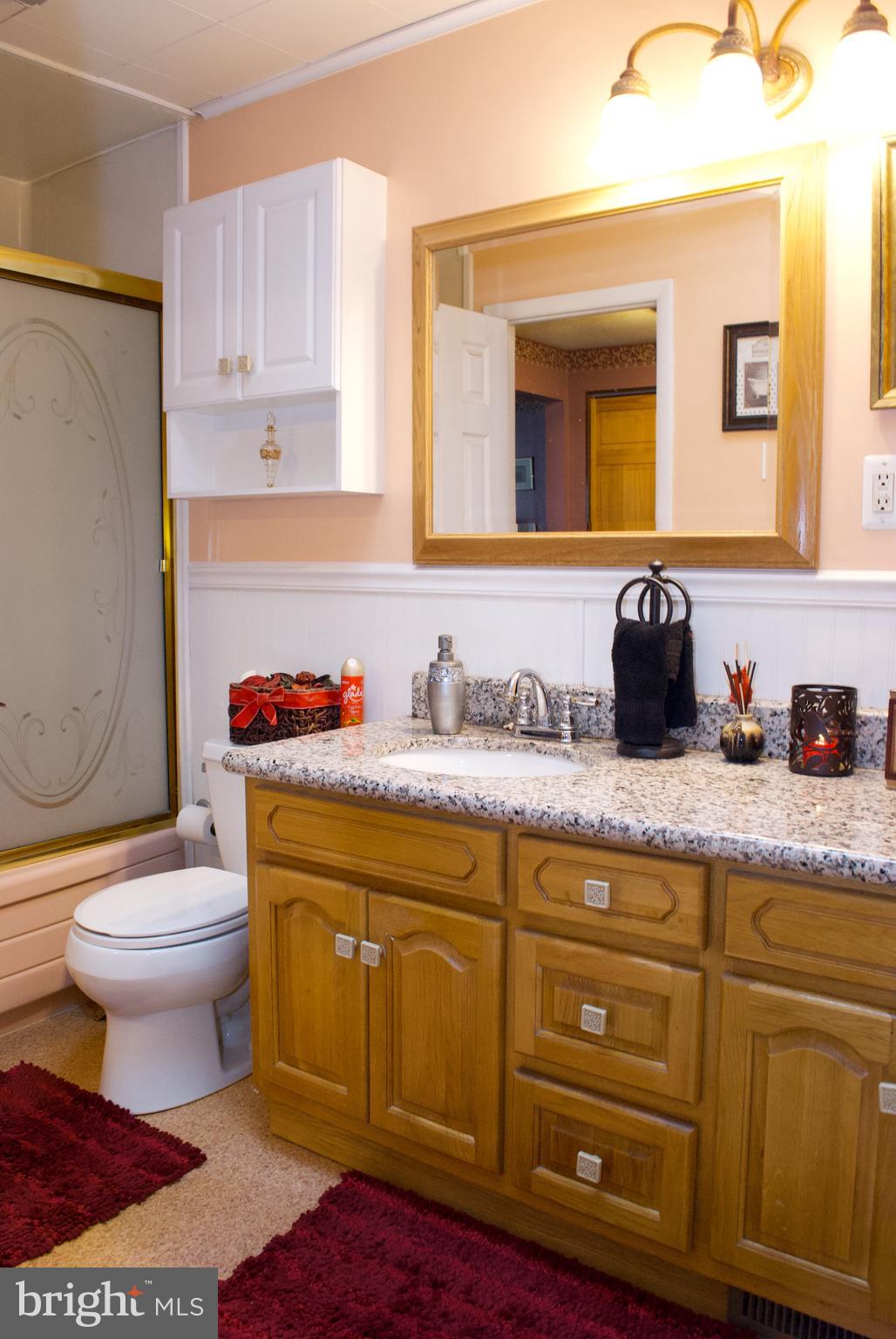 4129 Farmdale Road Philadelphia, PA 19154 - Photo 22 of 31 Full Bathroom