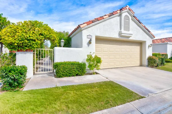 $425,000 | 77568 Calle Las Brisas North, Palm Desert, CA 92211