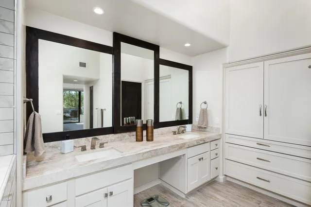 $8,000 | 10071 East Graythorn Drive, Scottsdale, AZ 85262