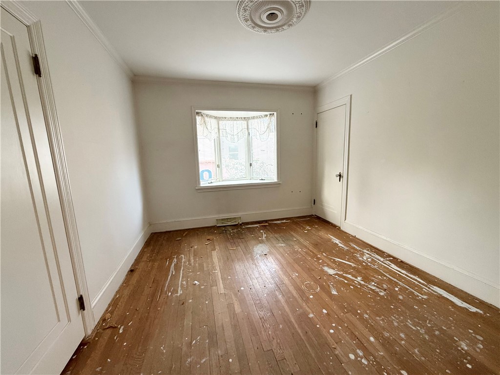 27 Shean Street Cranston, RI 02920 - Photo 17 of 33