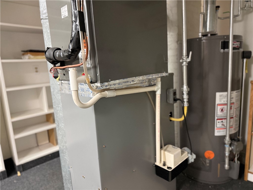 27 Shean Street Cranston, RI 02920 - Photo 24 of 33