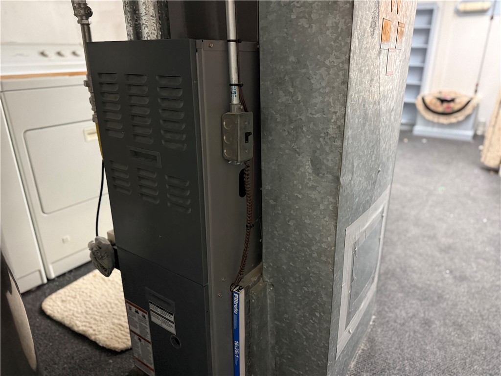 27 Shean Street Cranston, RI 02920 - Photo 25 of 33