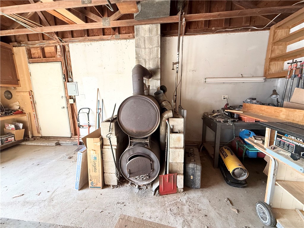 27 Shean Street Cranston, RI 02920 - Photo 28 of 33