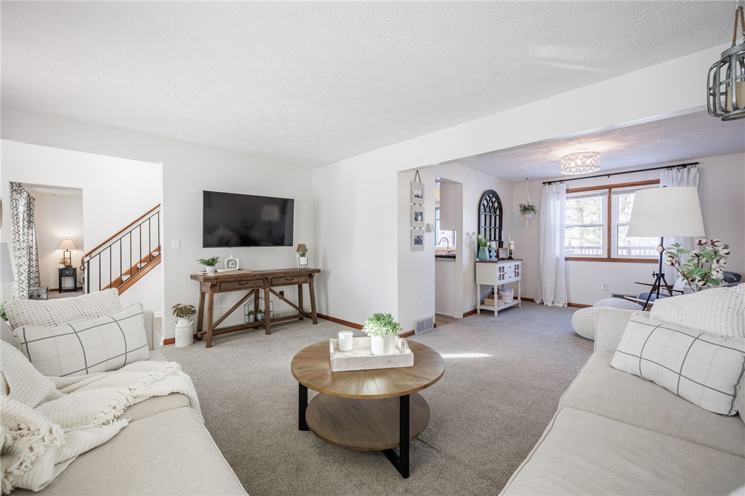 227 Letchworth Avenue Greece, NY 14626 - Photo 13 of 50