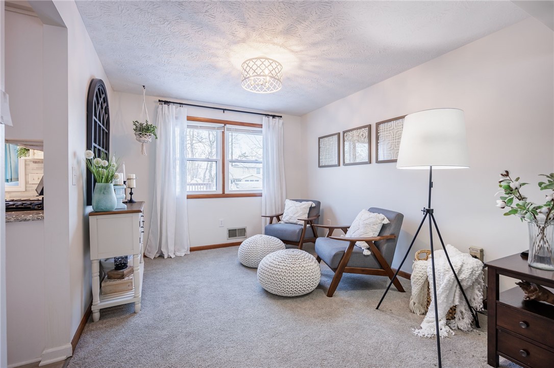 227 Letchworth Avenue Greece, NY 14626 - Photo 9 of 50