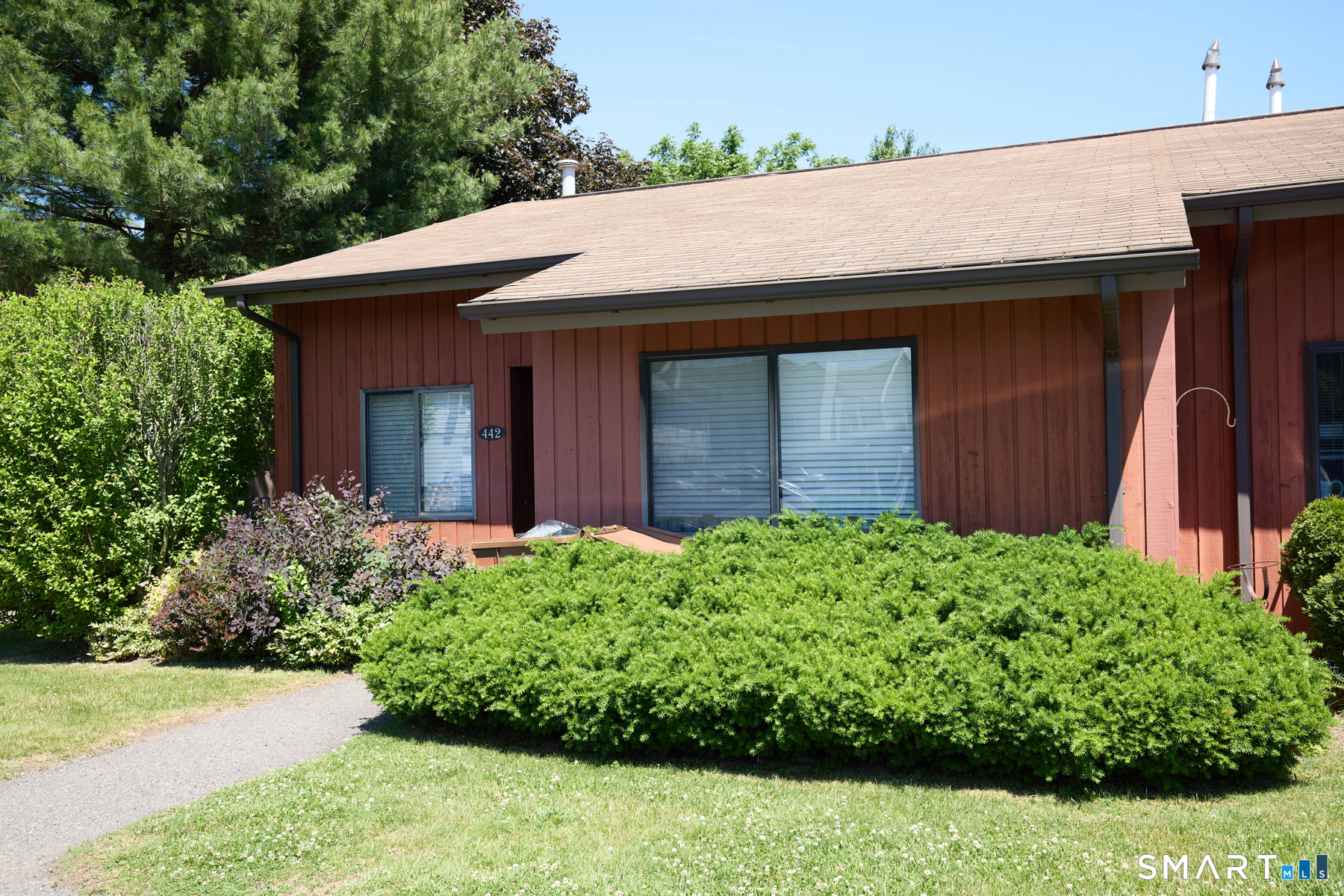 442 Asbury Ridge, Unit 442 Shelton, CT 06484 - Photo 3 of 40