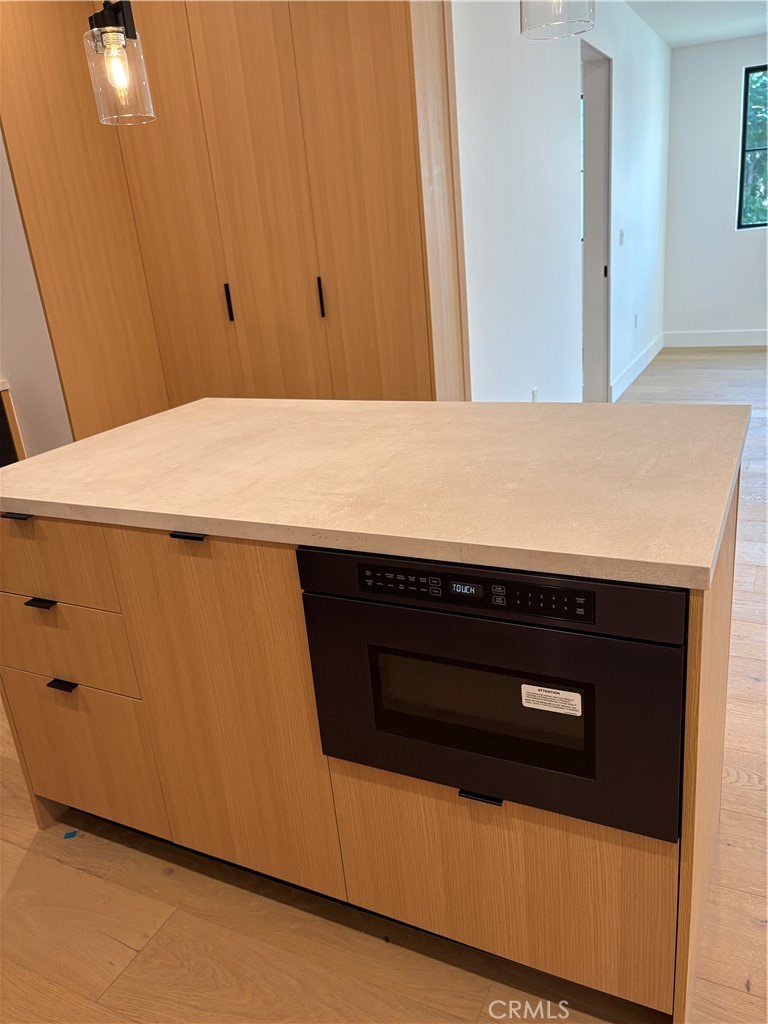 10352 Riverside Drive, Unit 201 Toluca Lake, CA 91602 - Photo 17 of 49 a close view of a stove