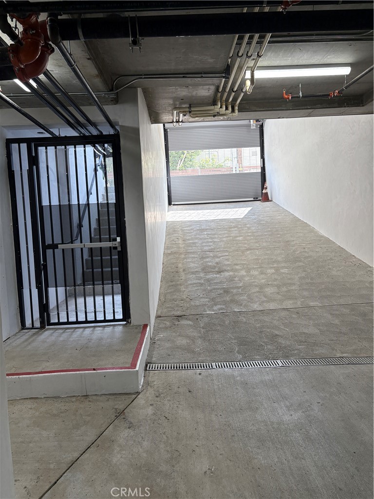 10352 Riverside Drive, Unit 201 Toluca Lake, CA 91602 - Photo 45 of 49 a view of an empty room